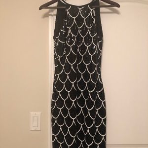 Cache Sequin scalloped dress